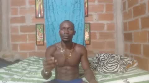 Snapshot of elmiltonnjakee chatting on July 2026 07:33:01 AM elmiltonnjakee online show from July 2026 07:33:01 AM