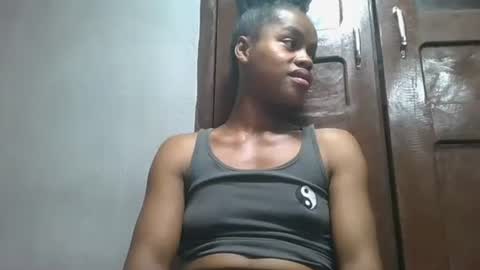 elodie228680 online show from May 2026 04:31:01 AM