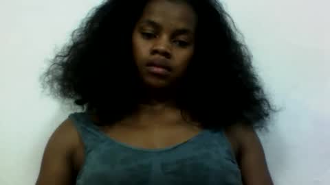 elodie228680 online show from June 2026 04:44:01 PM