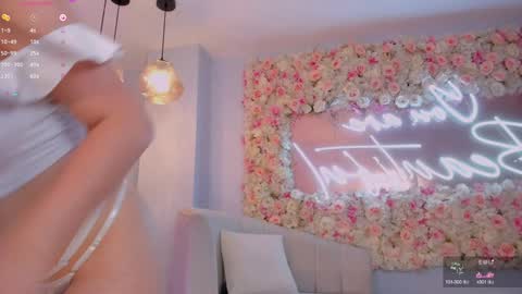 Snapshot of eloisaolivero chatting on February 2025 03:07:01 PM ELOISA OLIVERO online show from February 2025 03:07:01 PM