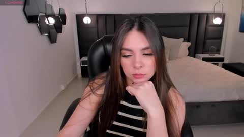 Snapshot of eloisaolivero chatting on February 2025 11:21:02 AM ELOISA OLIVERO online show from February 2025 11:21:02 AM