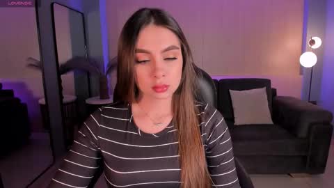 Snapshot of eloisaolivero chatting on October 2025 12:04:02 PM ELOISA OLIVERO online show from October 2025 12:04:02 PM