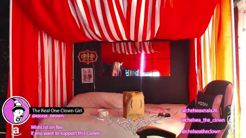 Snapshot of eloise_brown_ chatting on April 2026 07:48:01 PM Chelsea Please help me to reach 100 thumbs up online show from April 2026 07:48:01 PM
