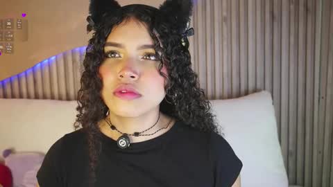 Snapshot of eloise_sweet chatting on March 2026 12:18:01 PM eloise_sweet online show from March 2026 12:18:01 PM