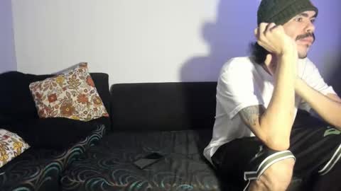 Snapshot of eloitandangela chatting on April 2026 12:02:01 AM eloitandangela online show from April 2026 12:02:01 AM