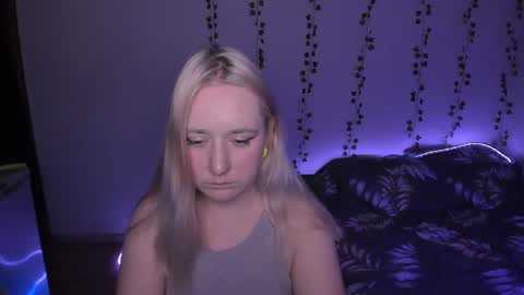 Snapshot of elovinora chatting on August 2026 07:05:01 PM Ela give me a thumbs up if you like it and this is important for the development of the account online show from August 2026 07:05:01 PM