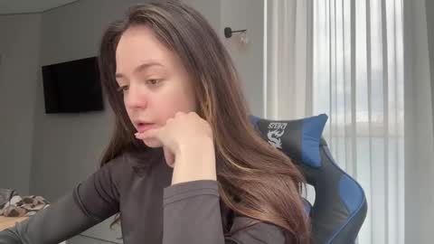 Milana online show from April 2026 10:08:02 AM