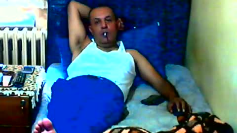 Snapshot of elpaso01 chatting on October 2025 12:30:02 PM elpaso online show from October 2025 12:30:02 PM