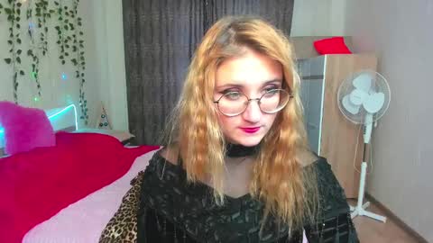 Snapshot of elsa_hot_here chatting on December 2024 08:52:01 AM Elsa  online show from December 2024 08:52:01 AM