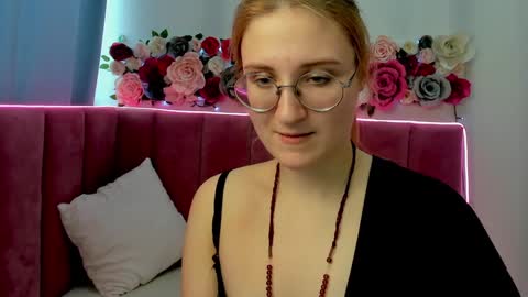 Snapshot of elsa_hot_here chatting on January 2025 07:39:02 AM Elsa  online show from January 2025 07:39:02 AM