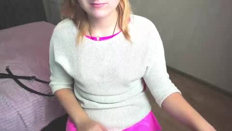 Snapshot of elsa_hot_here chatting on February 2025 12:17:02 PM Elsa  online show from February 2025 12:17:02 PM