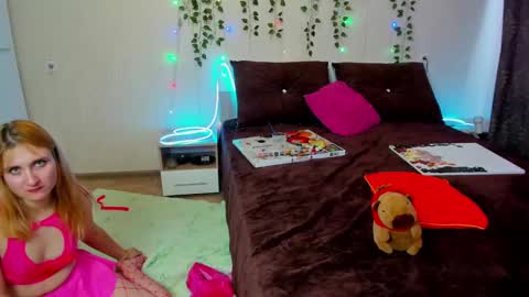 Snapshot of elsa_hot_here chatting on March 2025 05:38:02 AM Elsa  online show from March 2025 05:38:02 AM