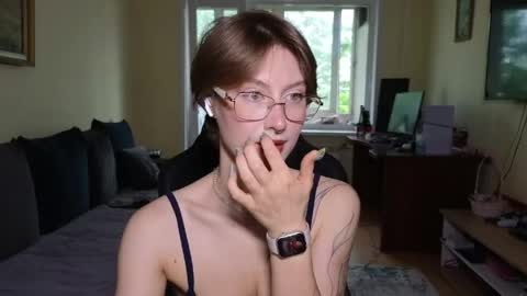 elsaangel online show from May 2026 03:15:02 AM