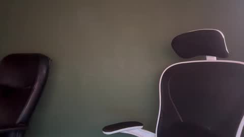 Snapshot of elspanky chatting on May 2026 12:49:01 AM elspanky online show from May 2026 12:49:01 AM