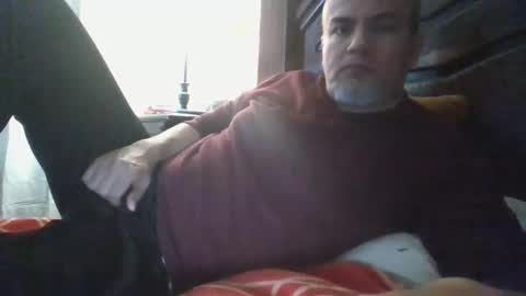 Snapshot of elvecinoprohibido chatting on December 2025 04:55:02 PM Peter piton online show from December 2025 04:55:02 PM