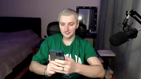 Elvin Vaenight online show from November 2025 10:15:02 PM