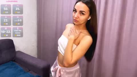 Elena online show from April 2026 11:39:02 AM