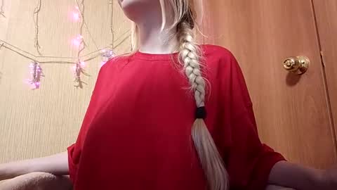 Snapshot of elza_com chatting on December 2024 11:51:02 AM Elza Kom online show from December 2024 11:51:02 AM