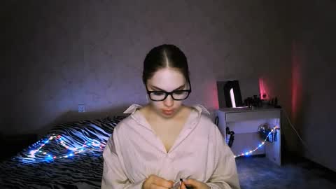 Monica online show from March 2026 05:05:02 PM