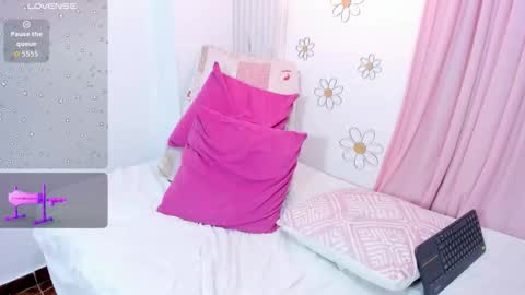 A N D R E A online show from December 2025 10:41:02 PM