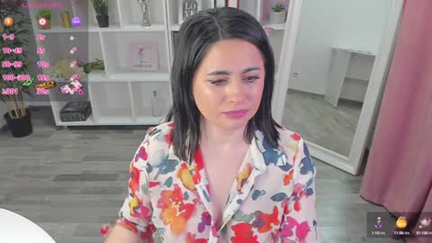 Snapshot of emabrownie chatting on February 2025 11:11:01 PM EmaBrownie online show from February 2025 11:11:01 PM