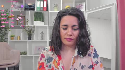 Snapshot of emabrownie chatting on February 2025 06:28:01 PM EmaBrownie online show from February 2025 06:28:01 PM