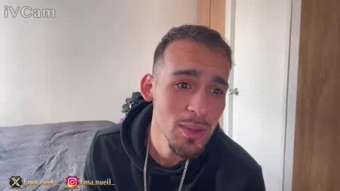 Snapshot of emanuell___ chatting on March 2026 02:20:02 PM emanuell___ online show from March 2026 02:20:02 PM