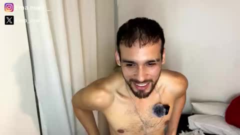 Snapshot of emanuell___ chatting on April 2026 02:51:02 AM emanuell___ online show from April 2026 02:51:02 AM