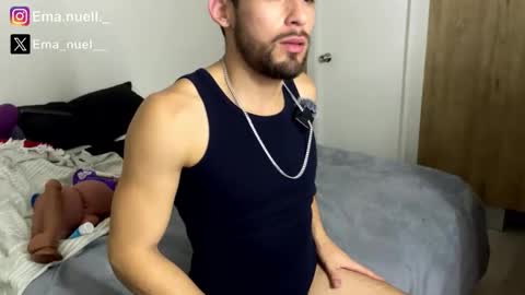 Snapshot of emanuell___ chatting on April 2026 02:14:02 AM emanuell___ online show from April 2026 02:14:02 AM