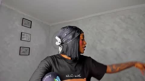 . online show from December 2025 11:04:02 AM