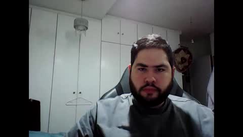 embarrassed_str8_3incher online show from September 2025 01:40:02 AM