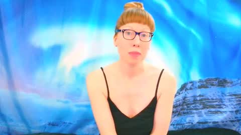 Snapshot of ember_starleena chatting on January 2026 03:27:02 PM Ember Starleena online show from January 2026 03:27:02 PM