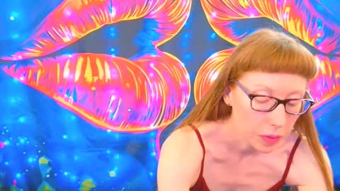 Snapshot of ember_starleena chatting on February 2026 03:08:01 PM Ember Starleena online show from February 2026 03:08:01 PM