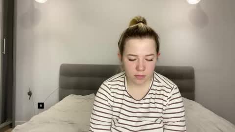 Alice online show from December 2025 07:15:02 AM