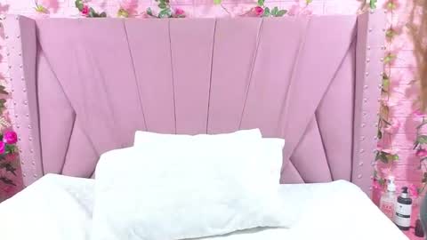 Snapshot of embercooper chatting on March 2026 08:19:01 AM Ember online show from March 2026 08:19:01 AM