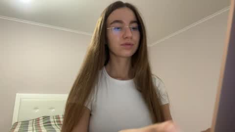 Alina online show from June 2026 06:36:02 PM
