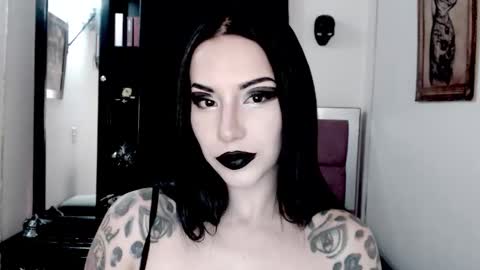 Emerald Black online show from December 2025 03:59:01 AM