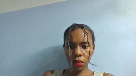 emelie473837 online show from April 2026 07:13:01 AM