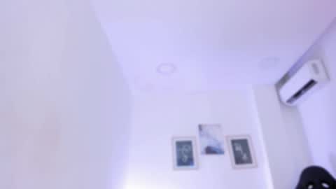 emelie_89 online show from October 2025 01:12:02 PM