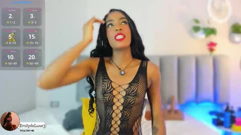 Snapshot of emely_deluxe chatting on November 2025 11:40:02 AM Emely online show from November 2025 11:40:02 AM