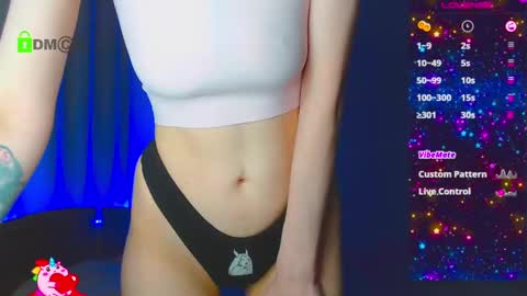 Snapshot of emelycrystal chatting on February 2025 01:29:02 AM Emely online show from February 2025 01:29:02 AM