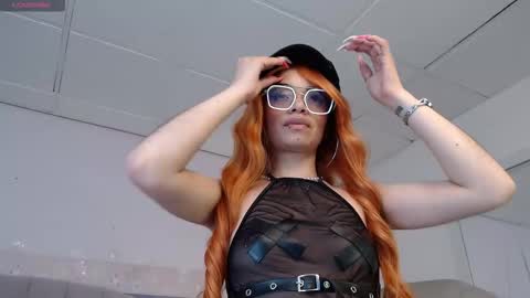 Snapshot of emerald_gh chatting on February 2026 04:13:01 AM Danna online show from February 2026 04:13:01 AM