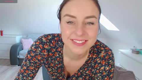 Snapshot of emerald_kittycat chatting on March 2026 12:12:02 PM just me online show from March 2026 12:12:02 PM