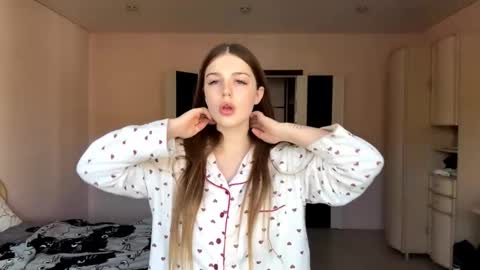 Gily online show from October 2025 07:06:02 AM