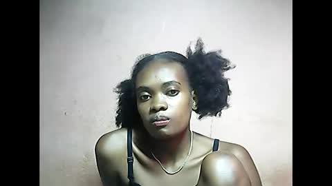 Emerence9794 online show from April 2026 06:57:01 AM