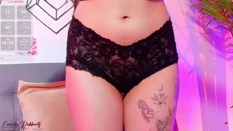 Snapshot of emi_roberts chatting on February 2026 12:27:02 AM Emmily Roberts online show from February 2026 12:27:02 AM