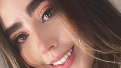 emi_royse online show from April 2026 12:30:02 AM