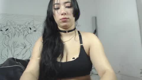 Snapshot of emiantonella_ chatting on April 2026 09:16:02 PM Antonella online show from April 2026 09:16:02 PM