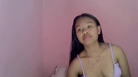 Snapshot of emiehottie chatting on July 2026 11:14:01 AM Ami online show from July 2026 11:14:01 AM