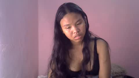 Snapshot of emiehottie chatting on July 2026 09:23:01 AM Ami online show from July 2026 09:23:01 AM